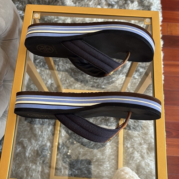 TORY BURCH CANVAS FLIP-FLOP - Picture 3 of 9